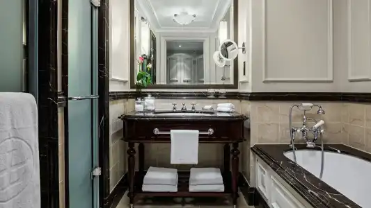 The Langham London - 36