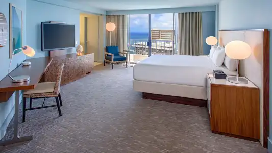 Hyatt Regency Waikiki Beach Resort & Spa - 45