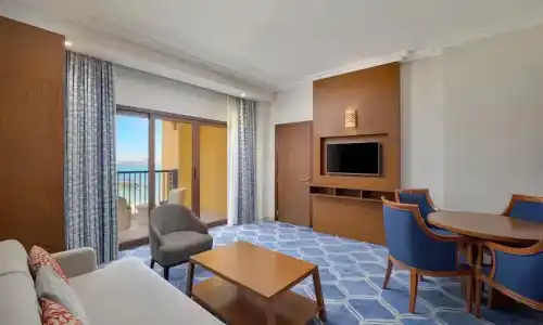 DoubleTree by Hilton Resort & Spa Marjan Island - 71