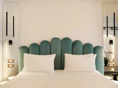 Cresanto Luxury Suites - 47