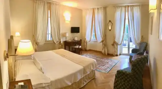 La Vittoria Boutique - 12
