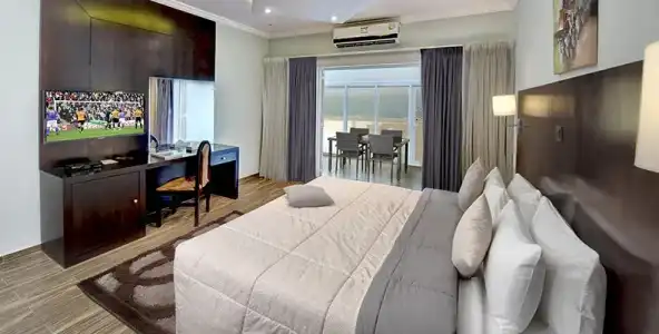 Sharjah Carlton - 69