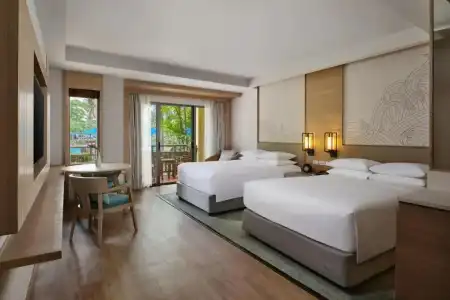 Phuket Marriott Resort & Spa, Merlin Beach - 4
