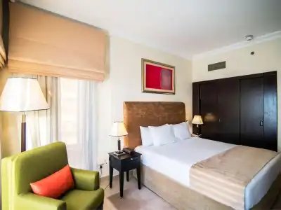 Mercure Dubai Barsha Heights Suites And Apartments - 73