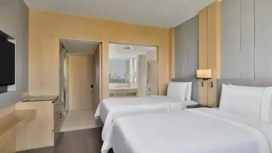The Westin Mumbai Powai Lake - 50