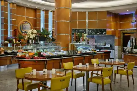 Hilton Jumeirah - 17