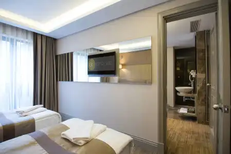 GK Regency Suites - 45