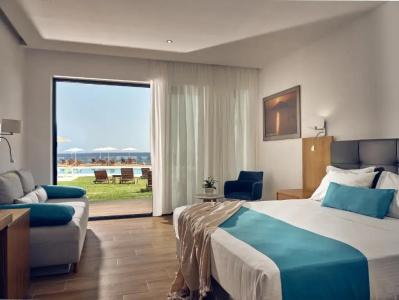Cavo Orient Beach & Suites - 44
