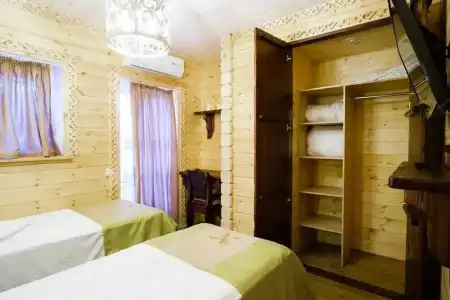 Na Chernomorskoj - 182