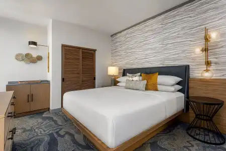 Sheraton San Diego Resort - 69