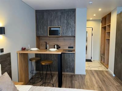 Vash Salut Apart - 164