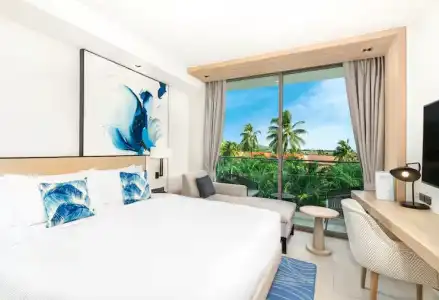 Hilton Garden Inn Phuket Bang Tao - 11