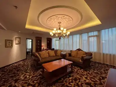 Howard Johnson Paragon Beijing - 40