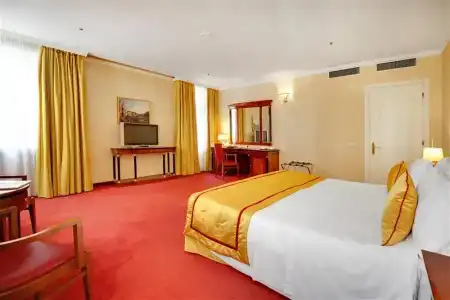 Dona Palace - 119