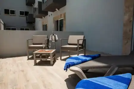 Pebbles Resort - 11