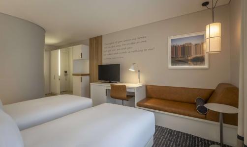 The Morrison Dublin, Curio Collection by Hilton - 15