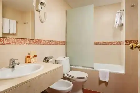 Sunotel Aston - 37