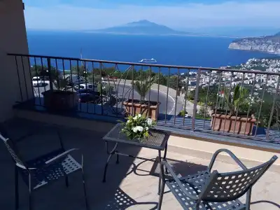 La Vue D'Or - 82