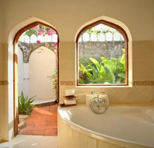 Bluebay Beach Resort & Spa - 45