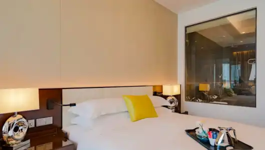 Johari Rotana - 42