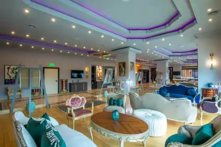 Phoenicia Express - 2