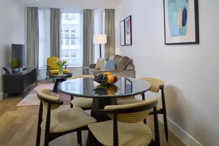 Cheval Harrington Court at South Kensington - 96