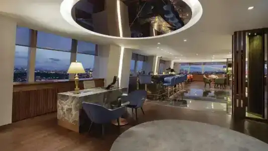 Hilton Maslak - 19