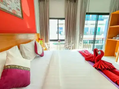 PJ Patong Resortel - 86