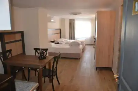 Piyes Otel - 110