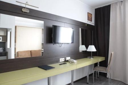 Avangard Apart-Hotel - 77