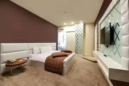 Opera Suite - 46