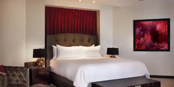 The Cromwell - 54