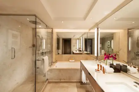 Conrad Singapore Marina Bay - 8