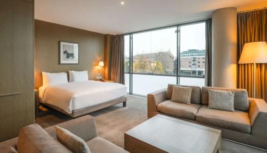 Radisson Blu Royal, - 25
