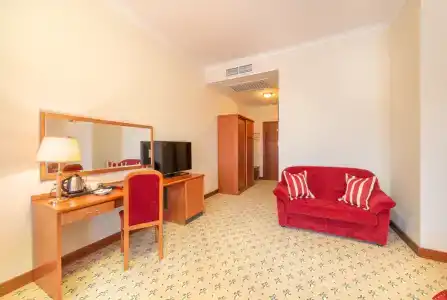 Grand Valentina - 61