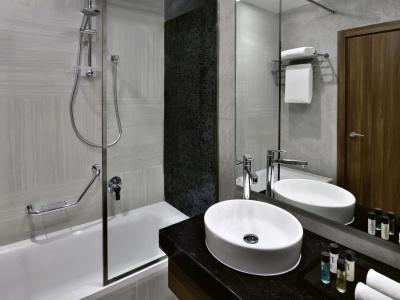 Mövenpick Apartments Downtown Dubai - 63