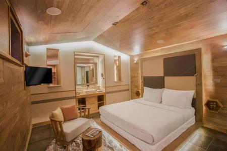 Fusion Suites Saigon - 41