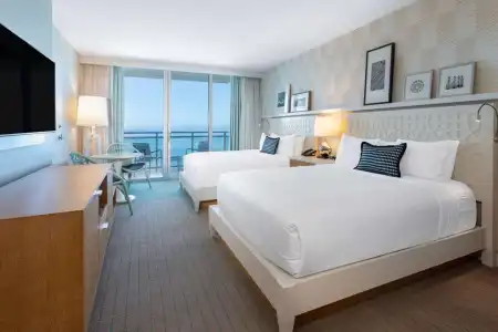 Wyndham Grand Clearwater Beach - 72