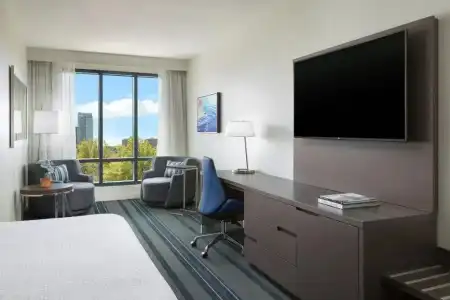 Courtyard by Marriott Boston-Cambridge - 11