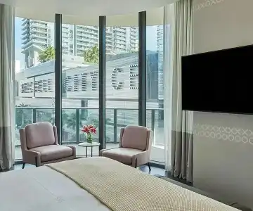SLS LUX Brickell - 48