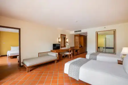 Naithonburi Beach Resort - 34