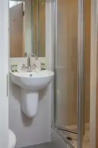Queensway Sure Collection By Best Western - 46