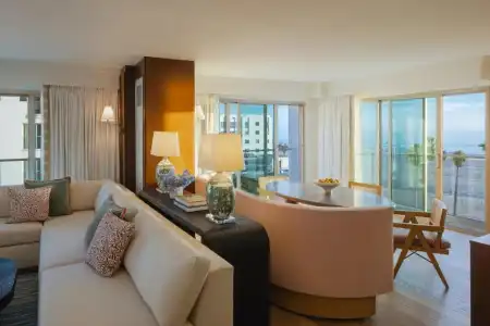 Regent Santa Monica Beach - 10