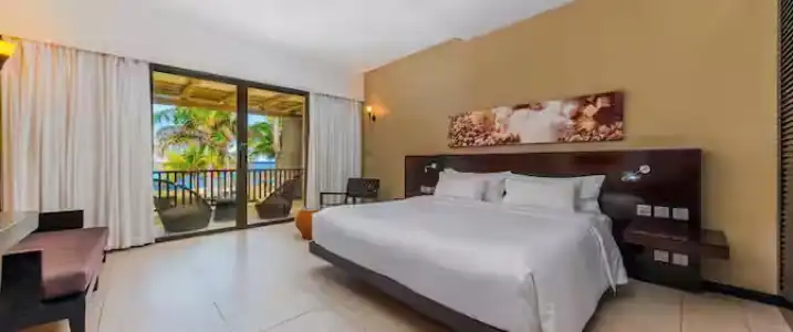 Crystals Beach Resort Belle Mare, a member of Radisson Individuals - 41