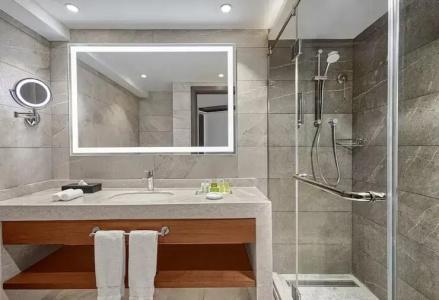 Ramses Hilton - 63