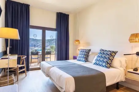 Fergus Style Soller Beach - 40