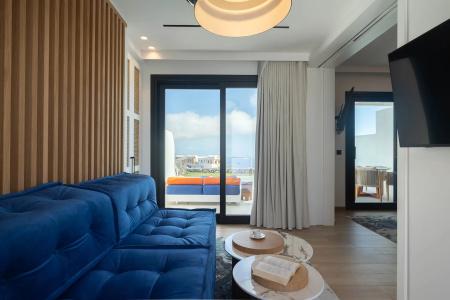 Cresanto Luxury Suites - 145