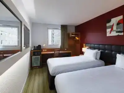 Best Western Clermont Ferrand Centre - 39
