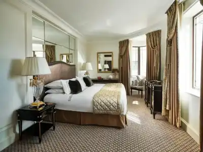 The Dorchester - 111