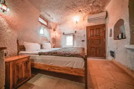Zeus Cave Suites - 74